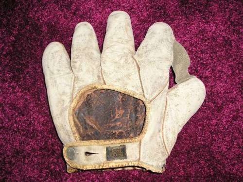 DM White 1 Inch Web Back Robbie